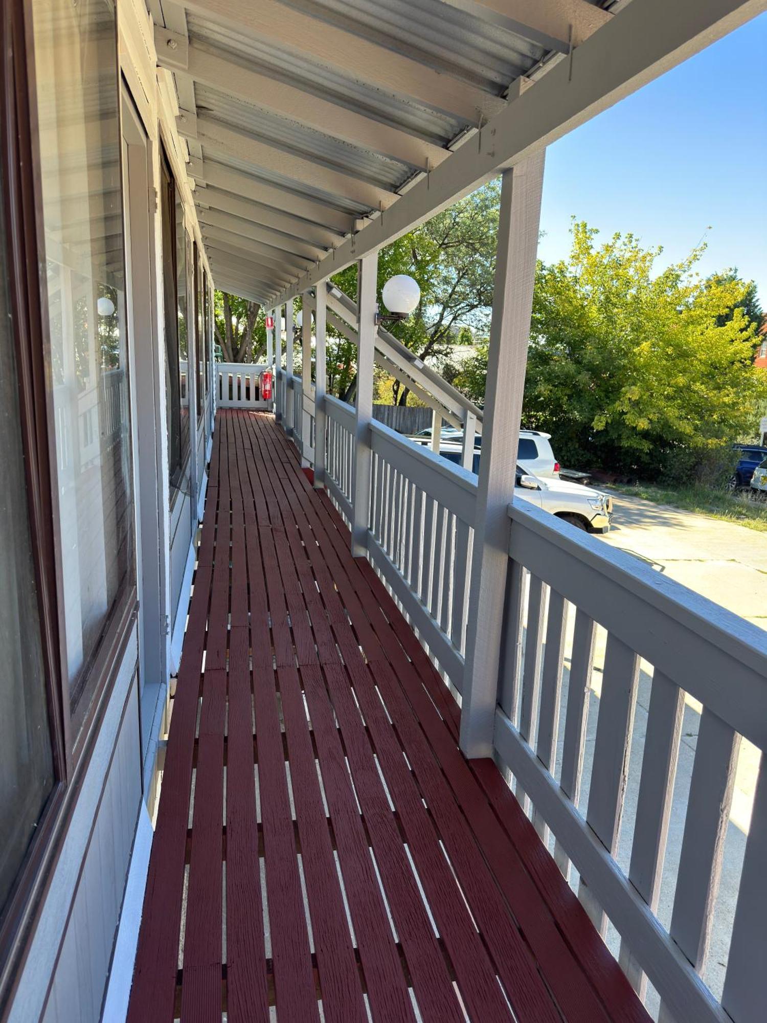 Bunkhouse Motel Cooma Exterior photo